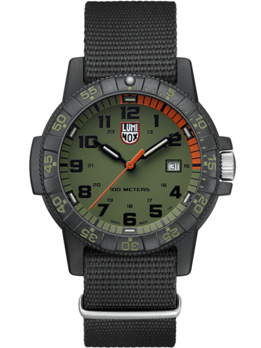 Luminox Leatherback Sea Turtle Giant 0320 Series 0337 Green/Black Front Side Closed Center