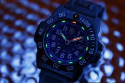 Luminox Navy SEAL 3500 Series 3503.F Blue/White Front Side Closed With Background