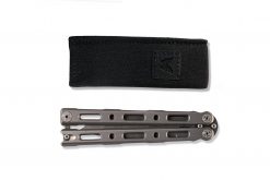 Benchmade 85 Ti Bali-Song FPR S30V Blade Titanium Handle Back Side Closed With Case