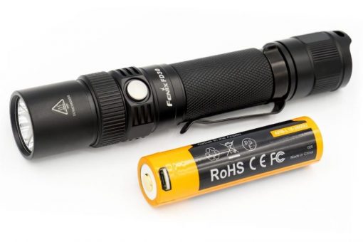 Fenix FD30 LED Focus Flashlight - 900 Lumens Infographic Front Side With Battery