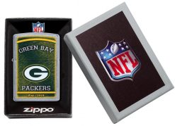 Zippo - NFL Green Bay Packers Design Lighter Front Side Closed in Box