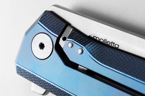 LionSteel Myto Satin M390 Drop Point Blade Blue Titanium Handle Lockbar Close Up
