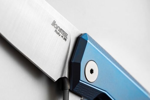 LionSteel Myto Satin M390 Drop Point Blade Blue Titanium Handle Blade Logo Close Up