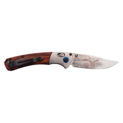 Benchmade Mini Crooked River 2022 Artist Series Casey Underwood Limited Edition Pheasant CPM-S30V Clip-point Engraved Plain Blade Contoured Stabilized Rosewood Handle Engraved Aluminum Bolster Stainless Steel Liners Blue Anodized Aluminum Pivot Ring White G10 Backspacer Back Side Open